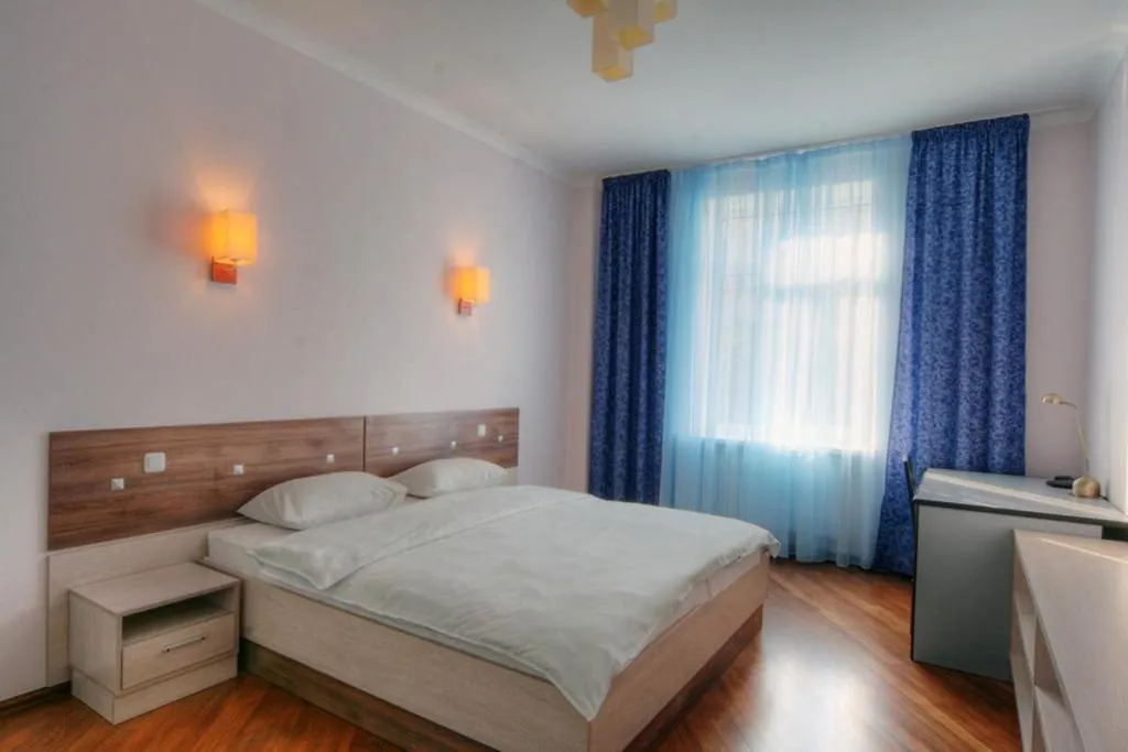 One Bedroom Maidan Apartment Kyiv